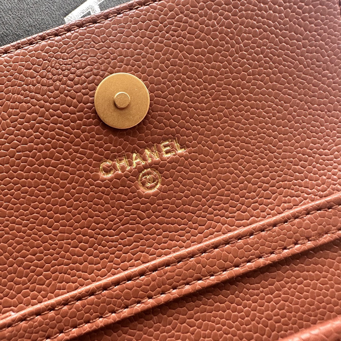 Chanel 高仿棕色口蓋包 荔枝紋皮革鏈條小香風｜歐美奢侈品精品推薦