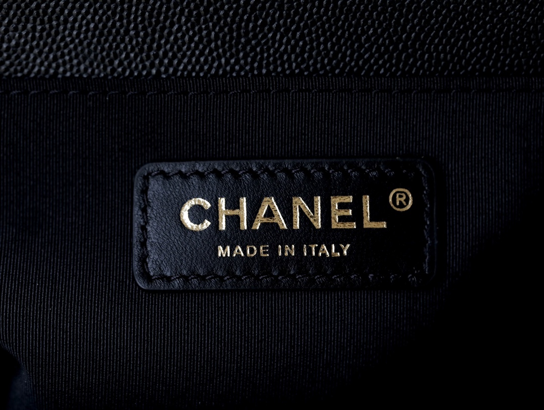 Chanel 高仿黑色Boy包 菱格紋金扣鏈條肩背包｜歐美奢侈品精品推薦