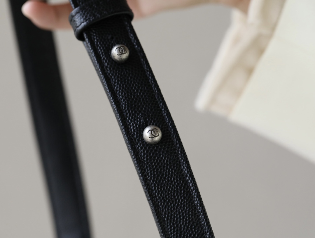 Chanel 高仿Boy包 黑色菱格紋銀扣粗鏈肩背包｜歐美奢侈品精品推薦