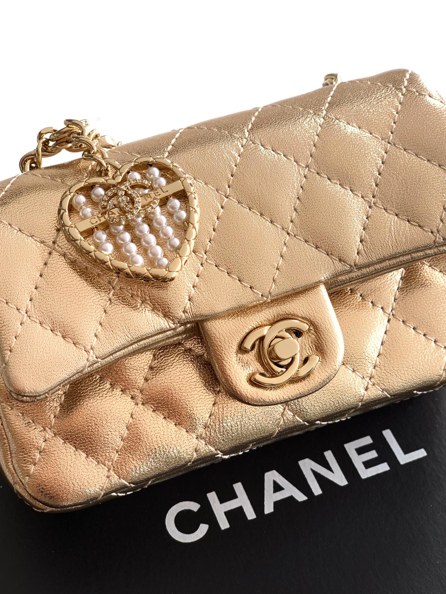 CHANEL高仿金色迷你口蓋包時尚百搭小香風鏈條肩背包｜歐美奢侈品精品推薦