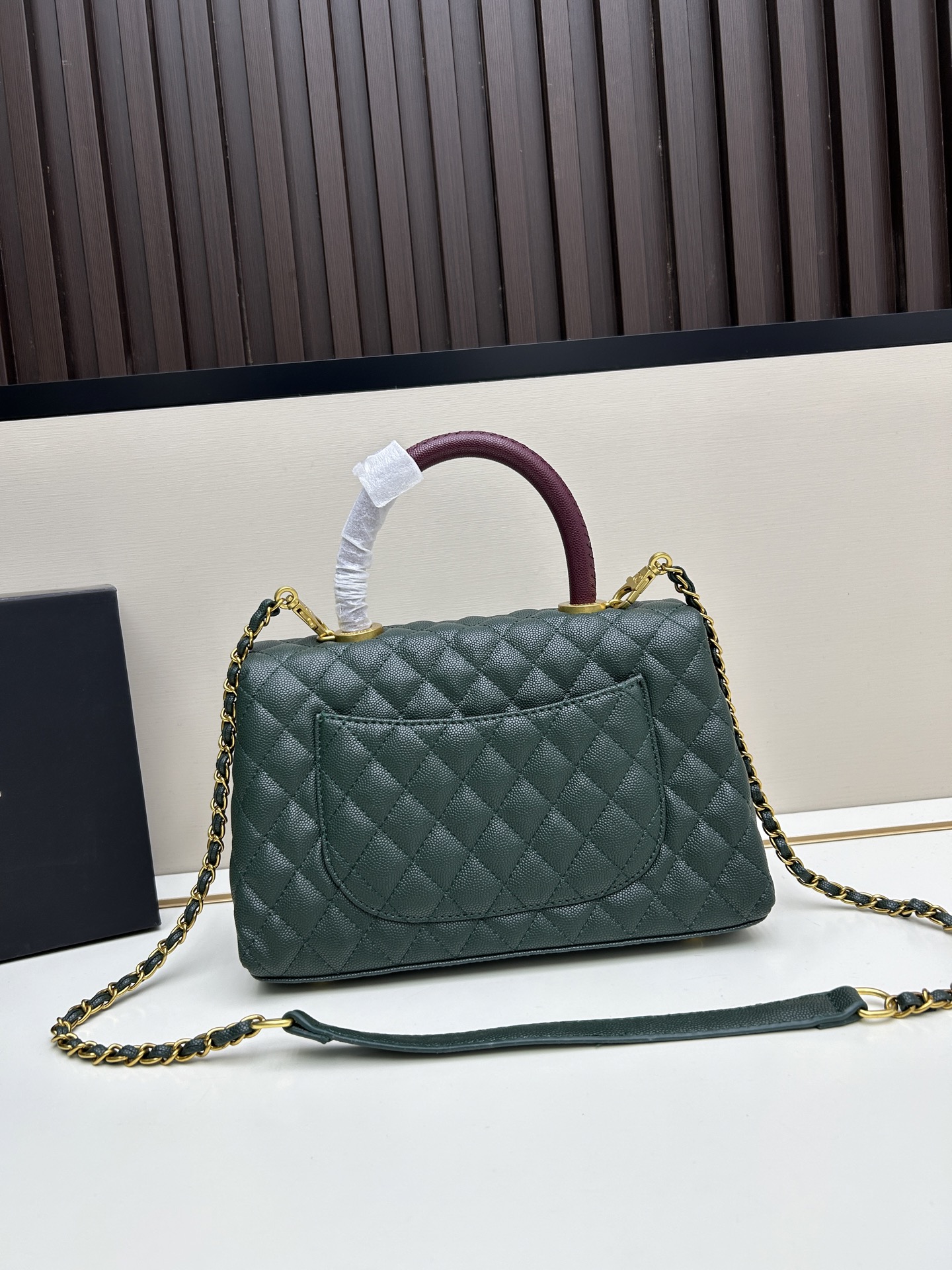 CHANEL高仿墨綠手提鏈條口蓋包雙用優雅氣質款25cm實用百搭包｜歐美奢侈品精品推薦
