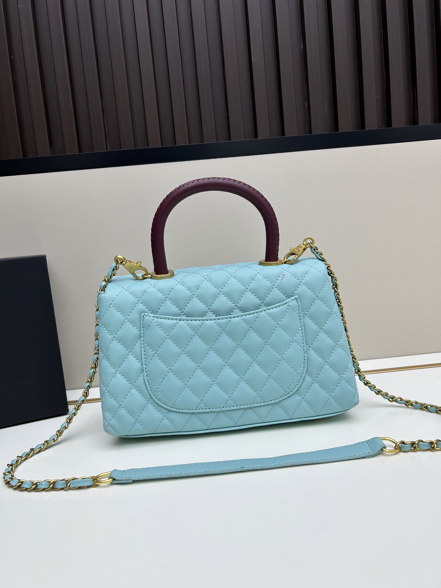 CHANEL高仿湖水藍手提鏈條口蓋包雙用時尚優雅款25cm百搭精品｜歐美奢侈品精品推薦