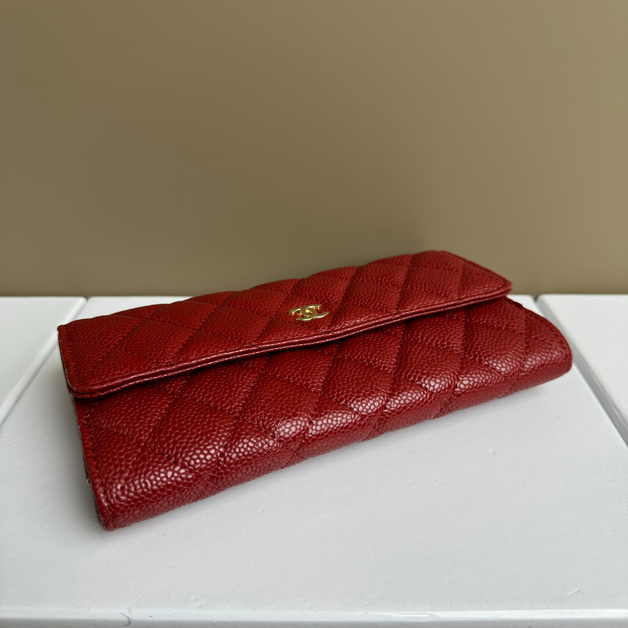CHANEL一比一紅色荔枝皮絎縫長夾金屬雙C LOGO手拿錢包百搭經典款｜歐美奢侈品精品推薦