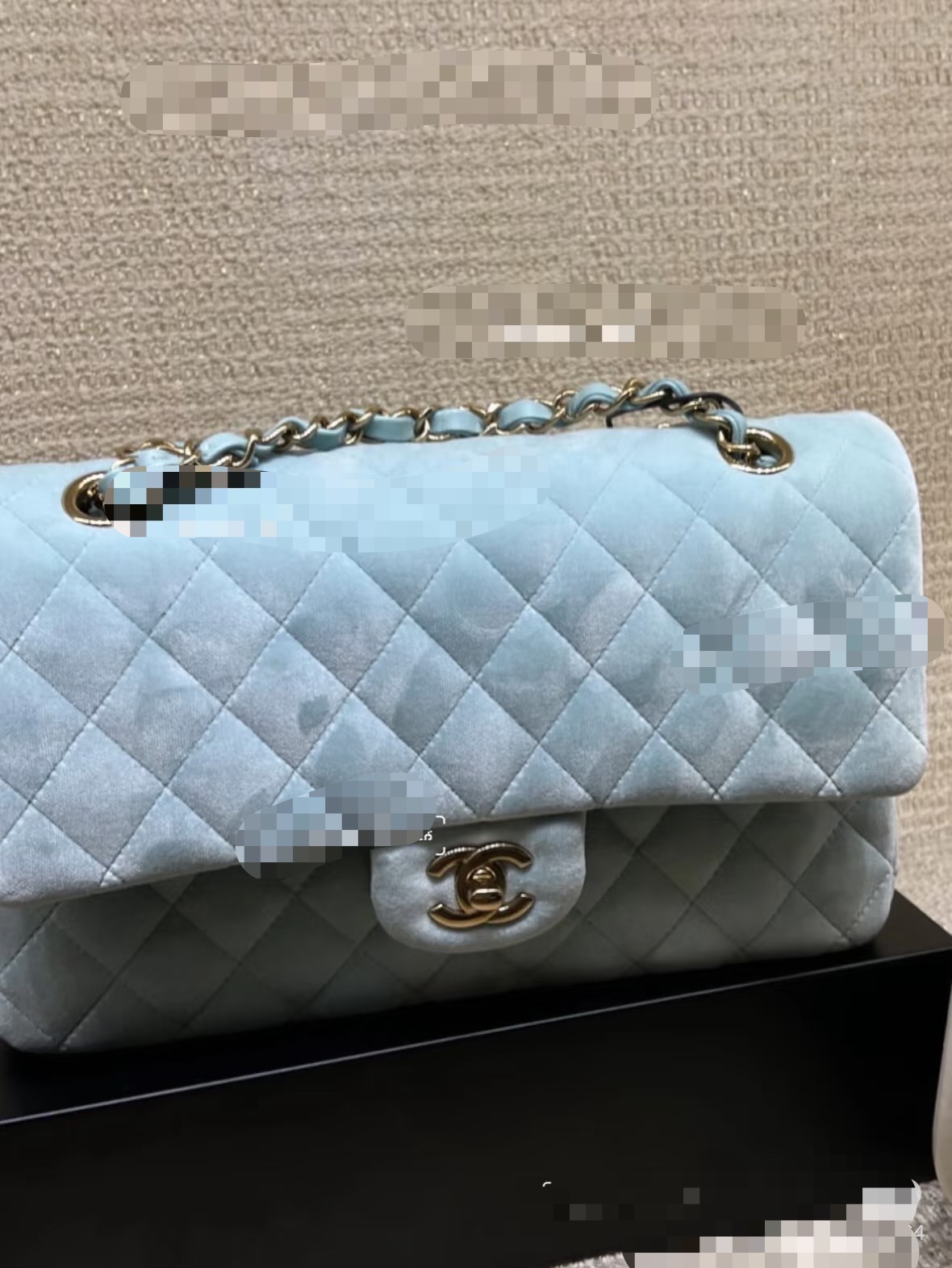 CHANEL高仿湖水藍絲絨絎縫鏈條包柔美翻蓋肩背包清新百搭款｜歐美奢侈品精品推薦