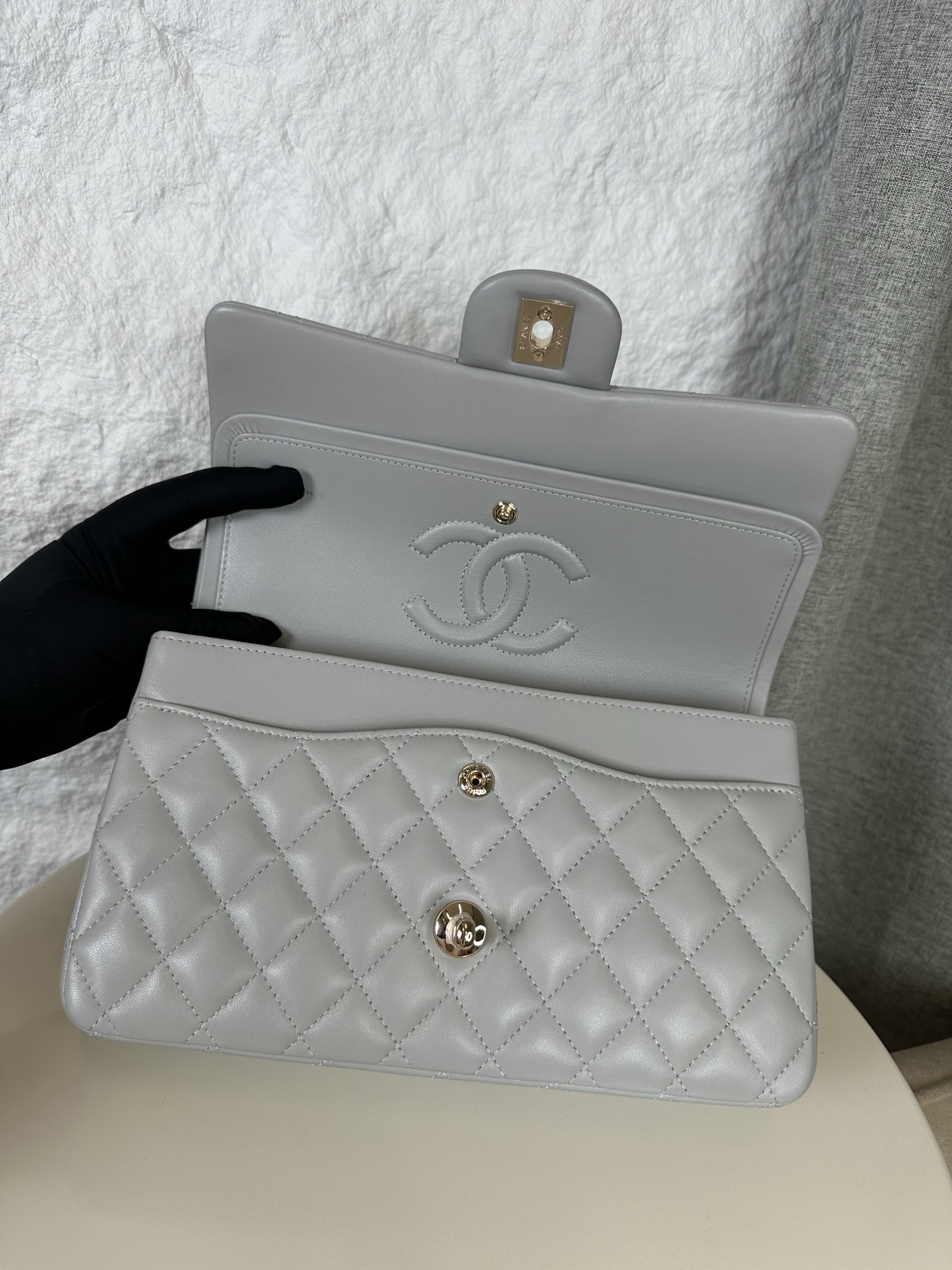 CHANEL高仿經典口蓋包30cm 灰色女士菱格鏈條包高級氣質通勤必備款｜歐美奢侈品精品推薦
