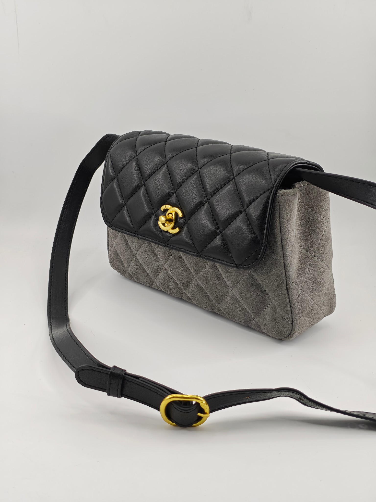 CHANEL A貨拼色菱格單肩包 經典小香風設計 搭配金色雙C扣細節｜歐美奢侈品精品推薦