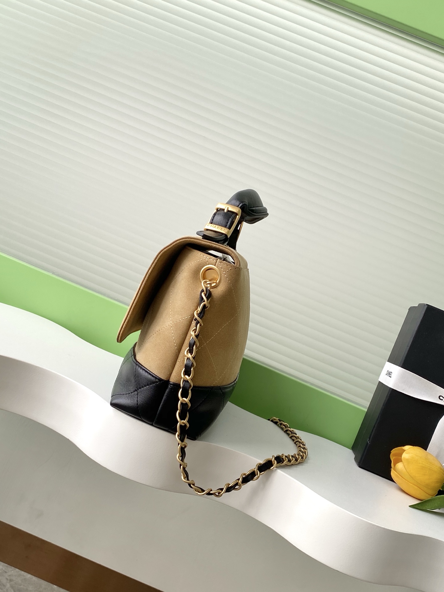 CHANEL 一比一 拼色手提口蓋包 羊絨皮拼牛皮設計｜歐美奢侈品精品推薦