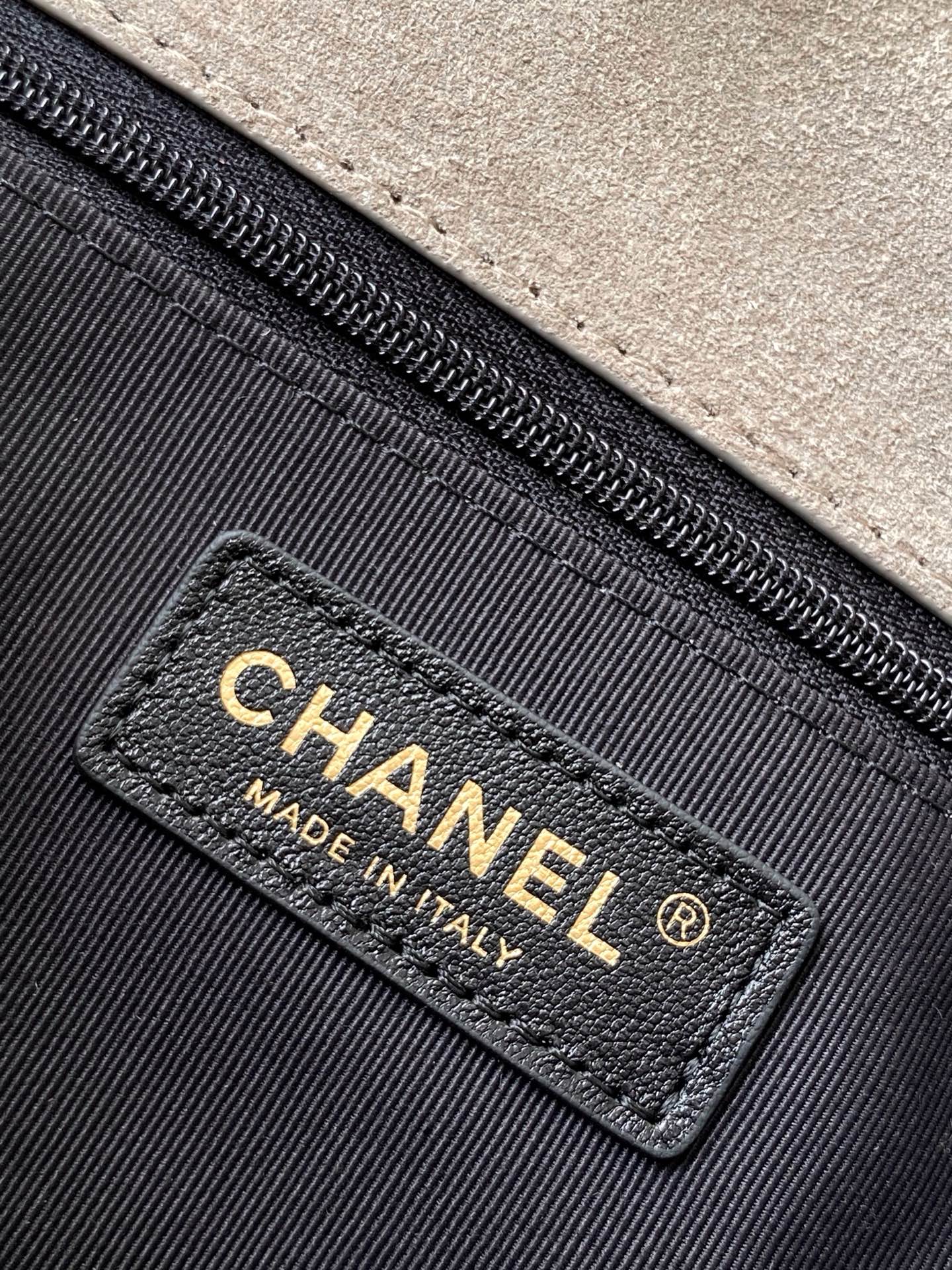 CHANEL 一比一 拼色手提口蓋包 灰黑撞色設計｜歐美奢侈品精品推薦