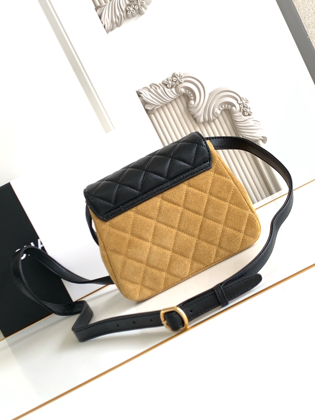 CHANEL 高仿 拼接斜背小包 菱格紋金扣 經典時尚款｜歐美奢侈品精品推薦