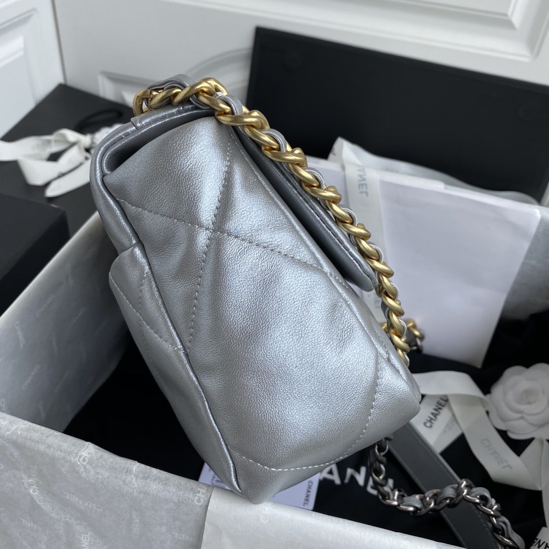 CHANEL 一比一 19 系列銀灰羊皮菱格鏈條包 典雅氣質款｜歐美奢侈品精品推薦