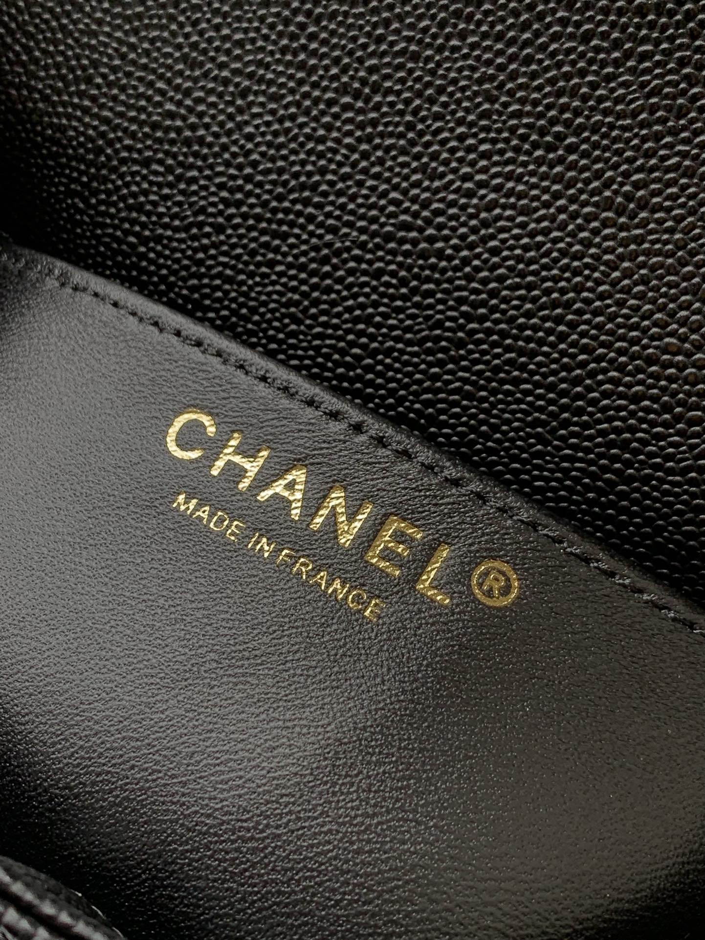 CHANEL 高仿經典方形鏈條包 黑色金扣小牛皮肩背包｜歐美奢侈品精品推薦