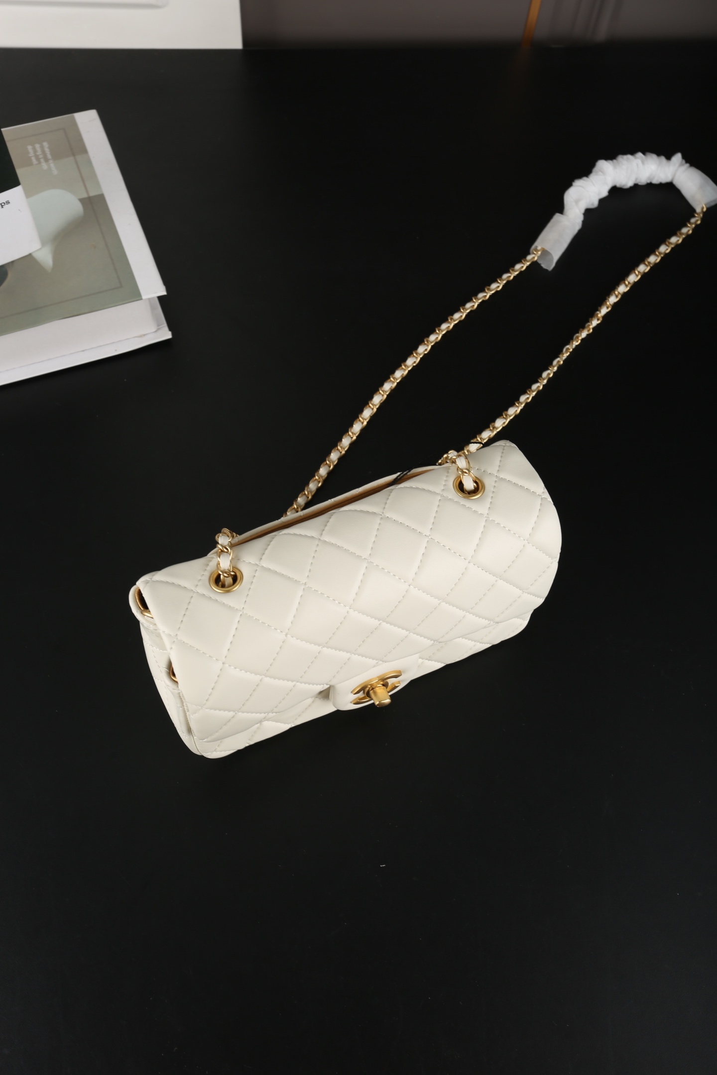 CHANEL 精品仿製CF小金球鏈條包 白色菱格迷你款斜背包｜歐美奢侈品精品推薦