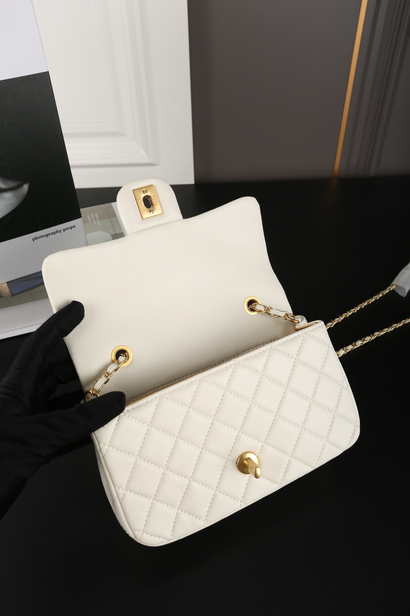 CHANEL 精品仿製CF小金球鏈條包 白色菱格迷你款斜背包｜歐美奢侈品精品推薦