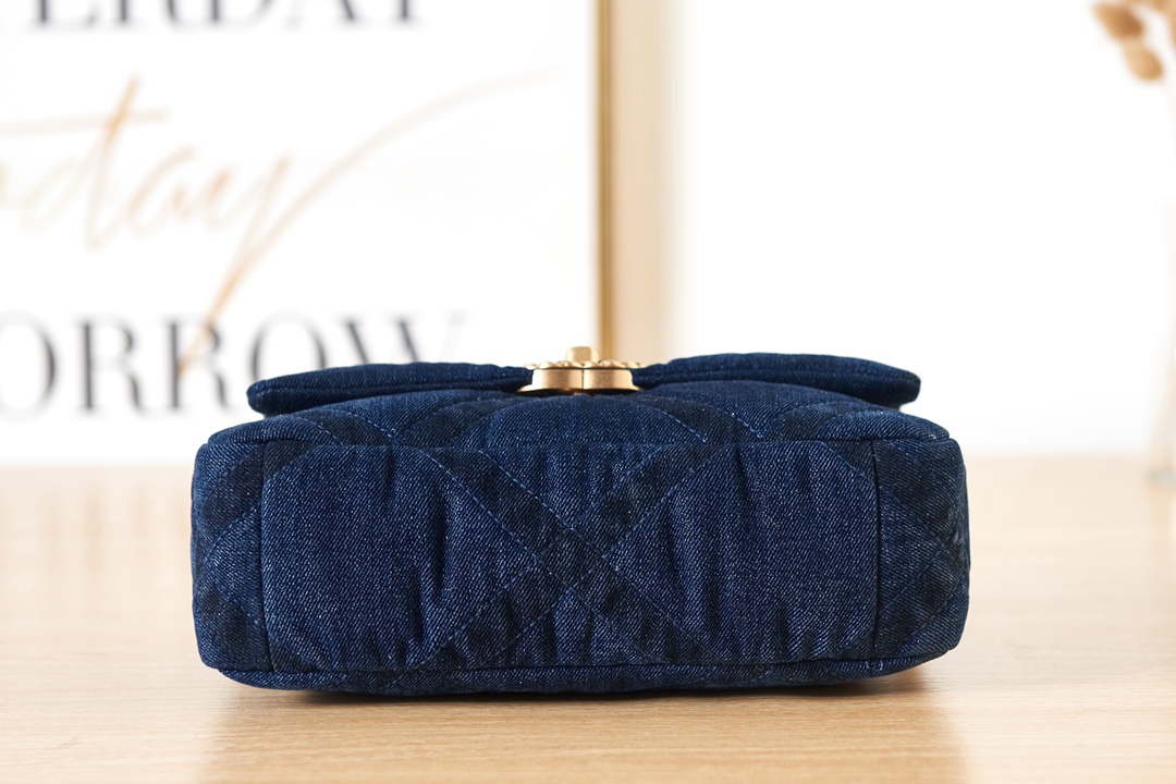 CHANEL 高仿 19 系列深藍牛仔菱格鏈條包 休閒百搭款｜歐美奢侈品精品推薦