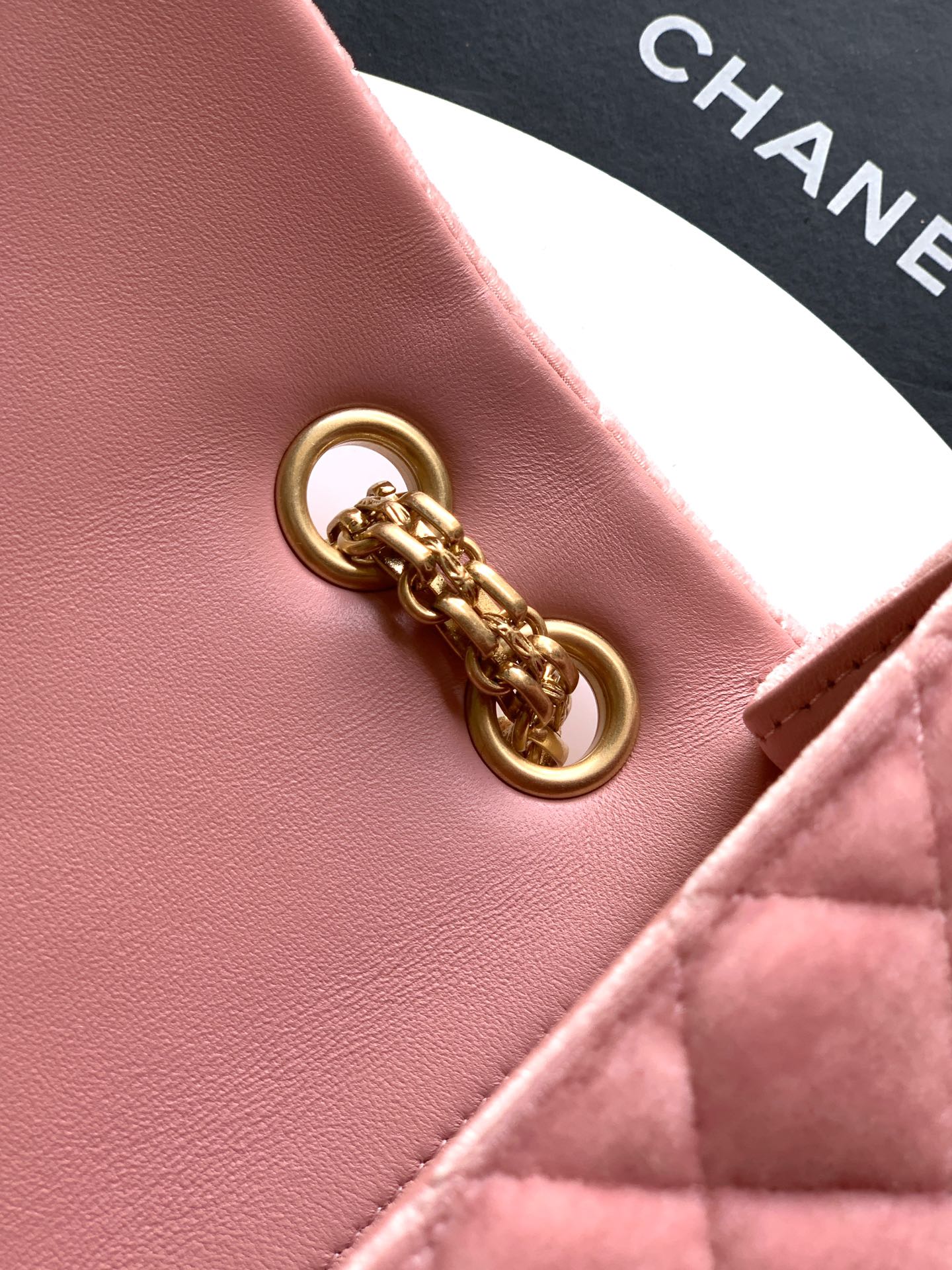 CHANEL 原單 粉色天鵝絨復古菱格鏈條包 甜美優雅款｜歐美奢侈品精品推薦