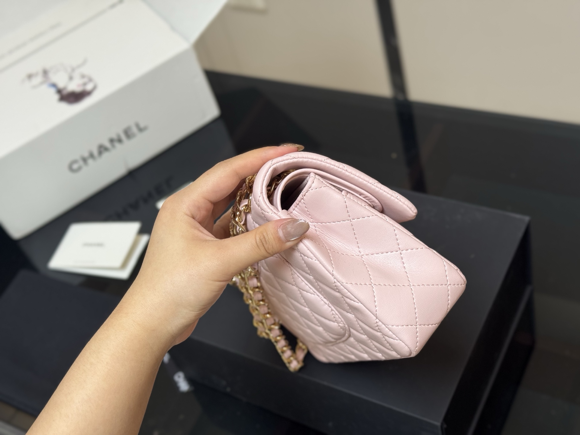 CHANEL 一比一粉色羊皮鏈條包 甜美氣質款｜歐美奢侈品精品推薦