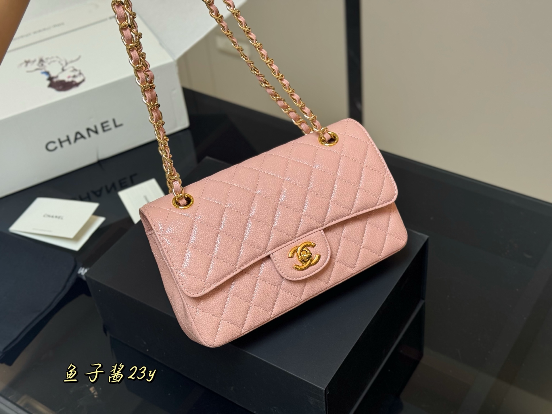 CHANEL 精品仿製粉色魚子醬皮鏈條包 經典質感款｜歐美奢侈品精品推薦
