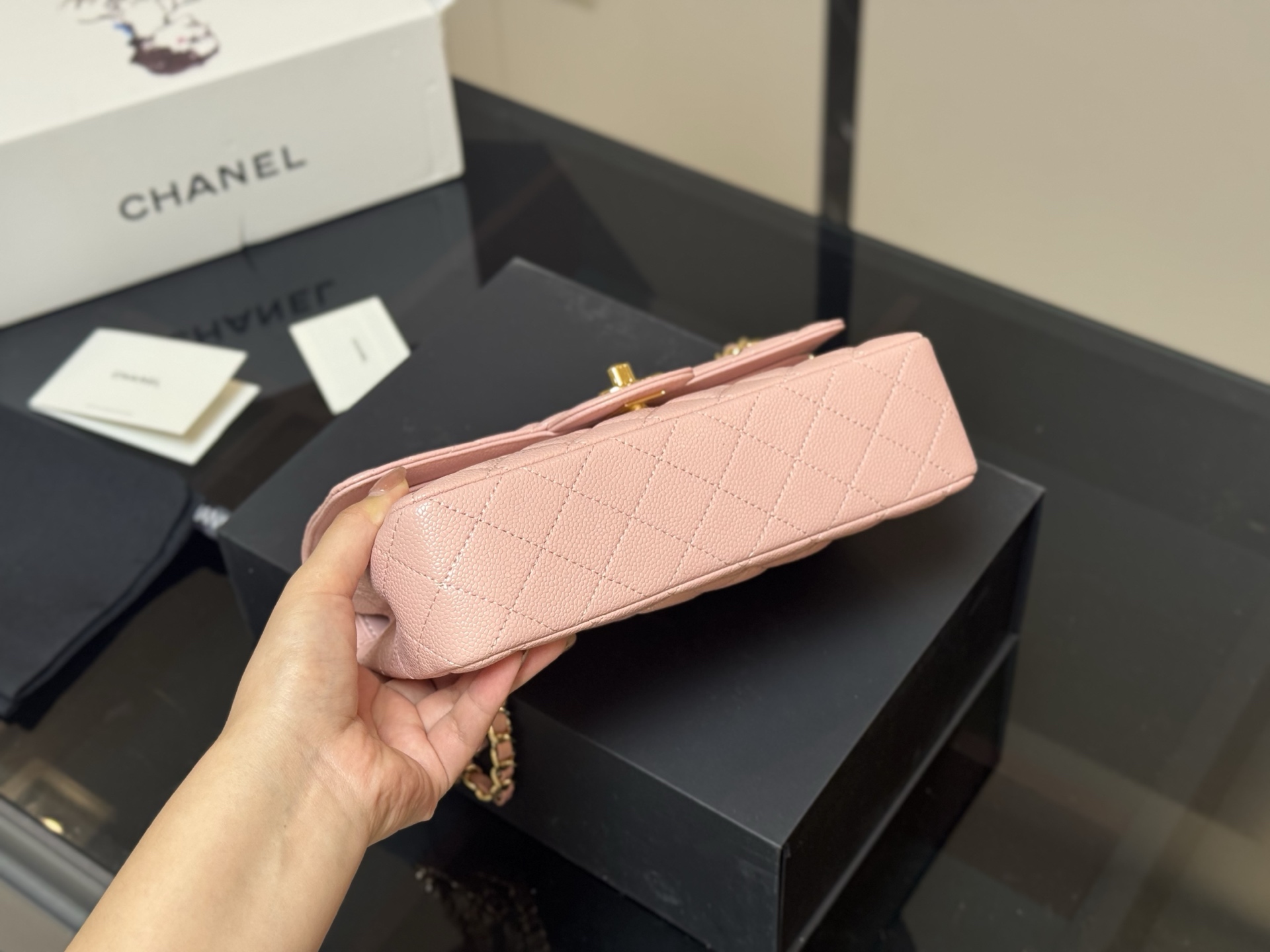 CHANEL 精品仿製粉色魚子醬皮鏈條包 經典質感款｜歐美奢侈品精品推薦