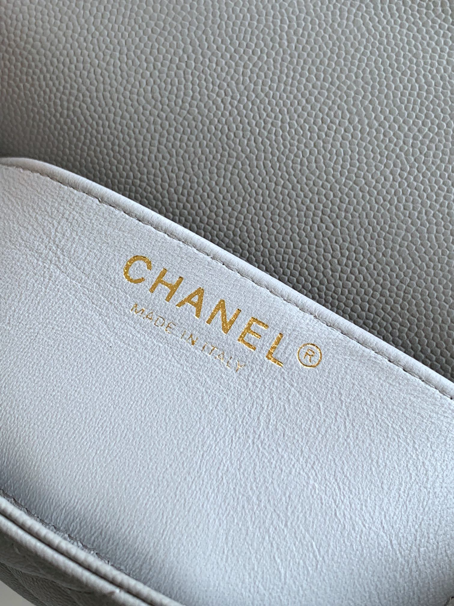 CHANEL 高仿淺藍色迷你鏈條包 清新俏麗款｜歐美奢侈品精品推薦