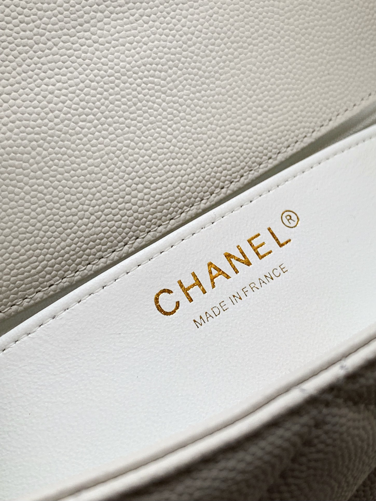 CHANEL 原單白色迷你鏈條包 優雅百搭款｜歐美奢侈品精品推薦