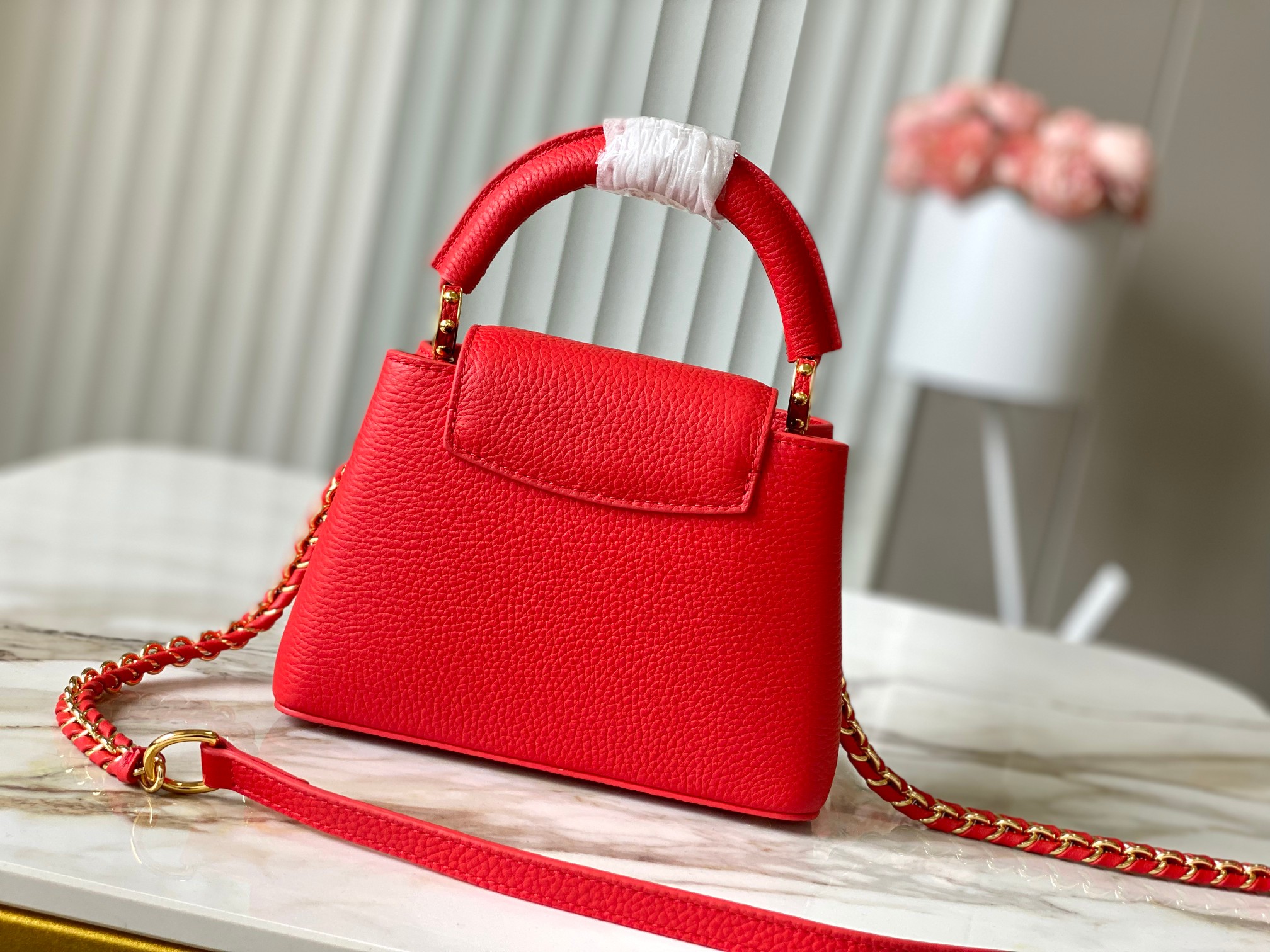 LV原單M13250Capucines紅色櫻桃女款手提包俏麗奢華設計｜歐美奢侈品精品推薦