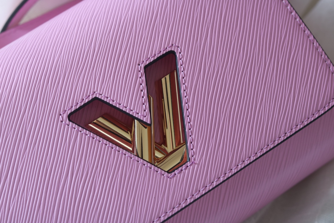 LV精品仿製Twist 50369粉色Epi壓紋女款鏈條肩背包甜美氣質|超A仿原單精品圖片 11 LV精品仿製Twist 50369粉色Epi壓紋女款鏈條肩背包甜美氣質|歐美奢侈品精品推薦