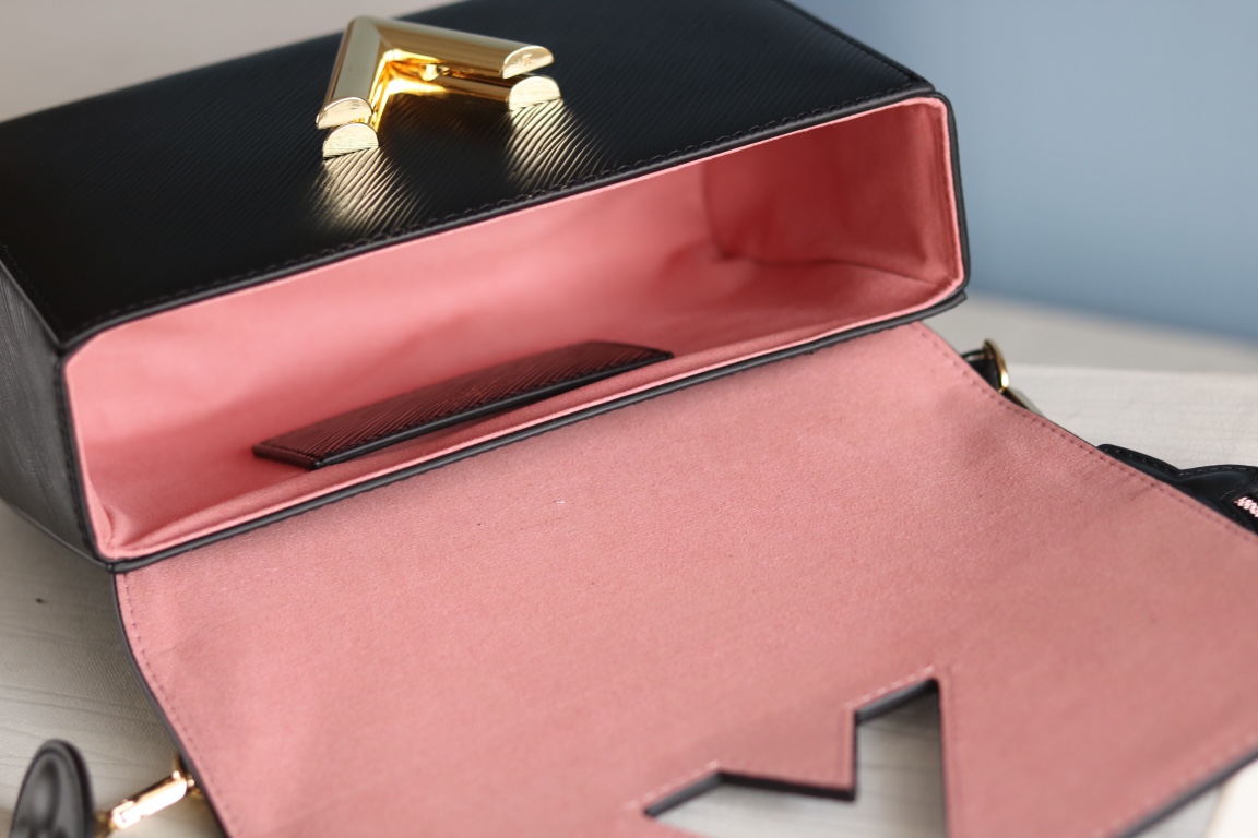 LV高仿Twist 57063黑色Epi皮革寬肩帶粉黑拼色包｜歐美奢侈品精品推薦