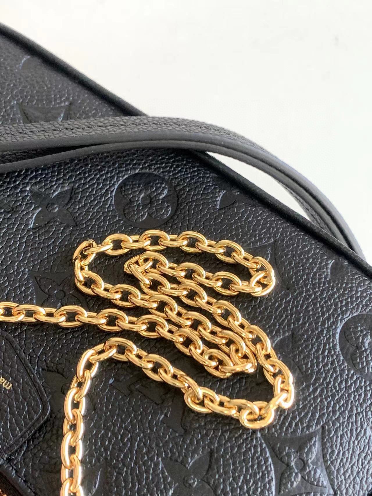 LV 高仿黑色壓花鏈條腋下包 經典百搭小巧設計｜歐美奢侈品精品推薦