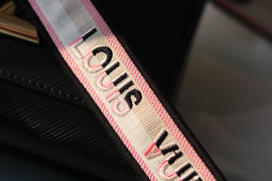 LV高仿女士手提包黑色百搭金扣設計通勤必備｜歐美奢侈品精品推薦