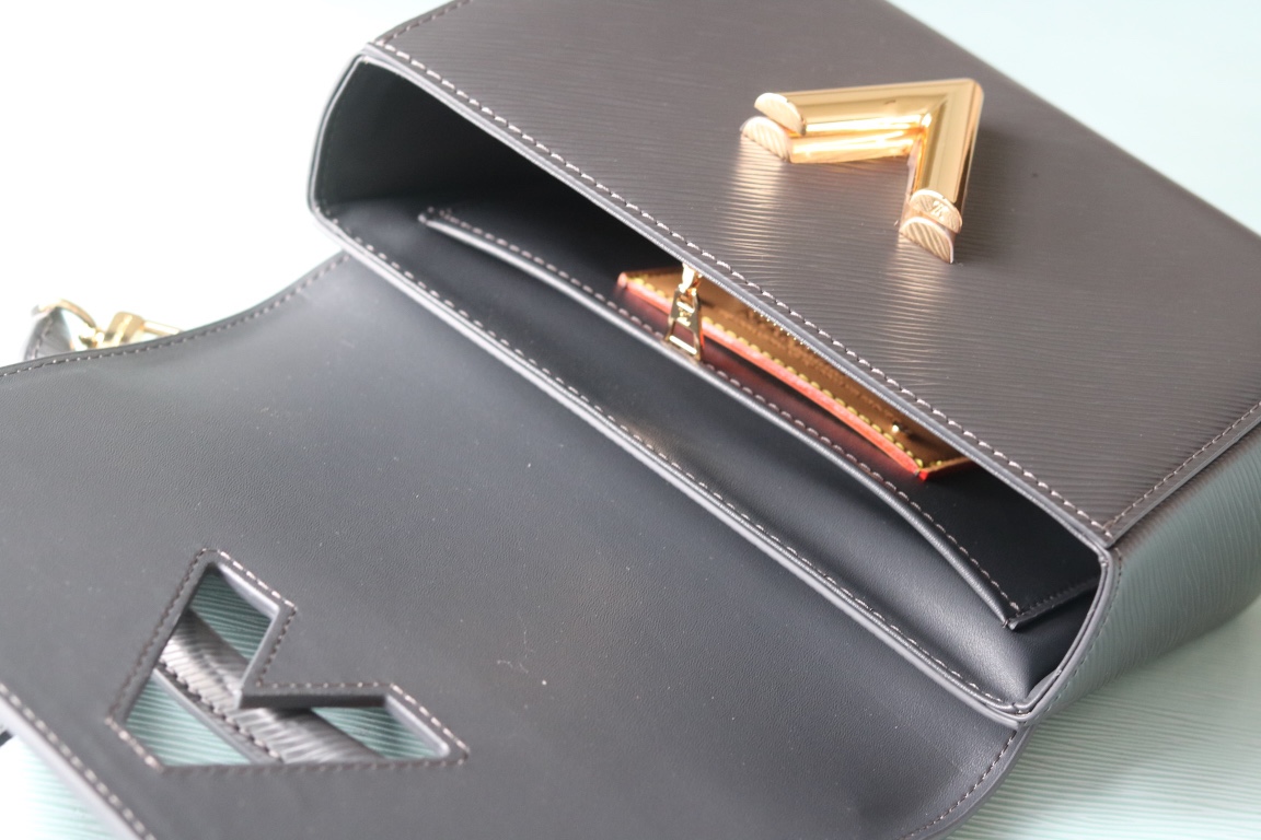 LV高仿女士手提包鏈條肩帶黑色金扣設計精品款｜歐美奢侈品精品推薦