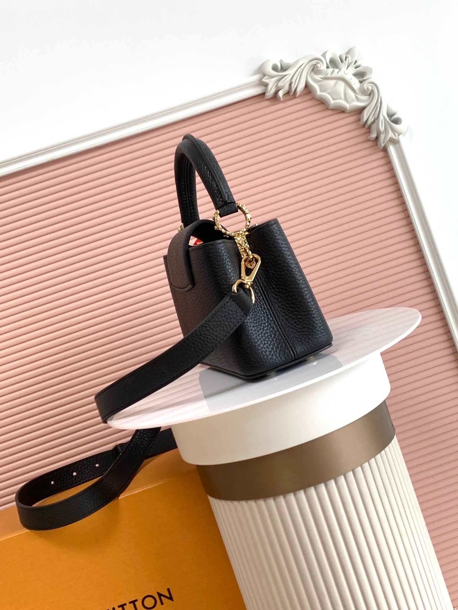 LV原單女士手提包黑色金扣晶鑽Logo精品百搭款｜歐美奢侈品精品推薦