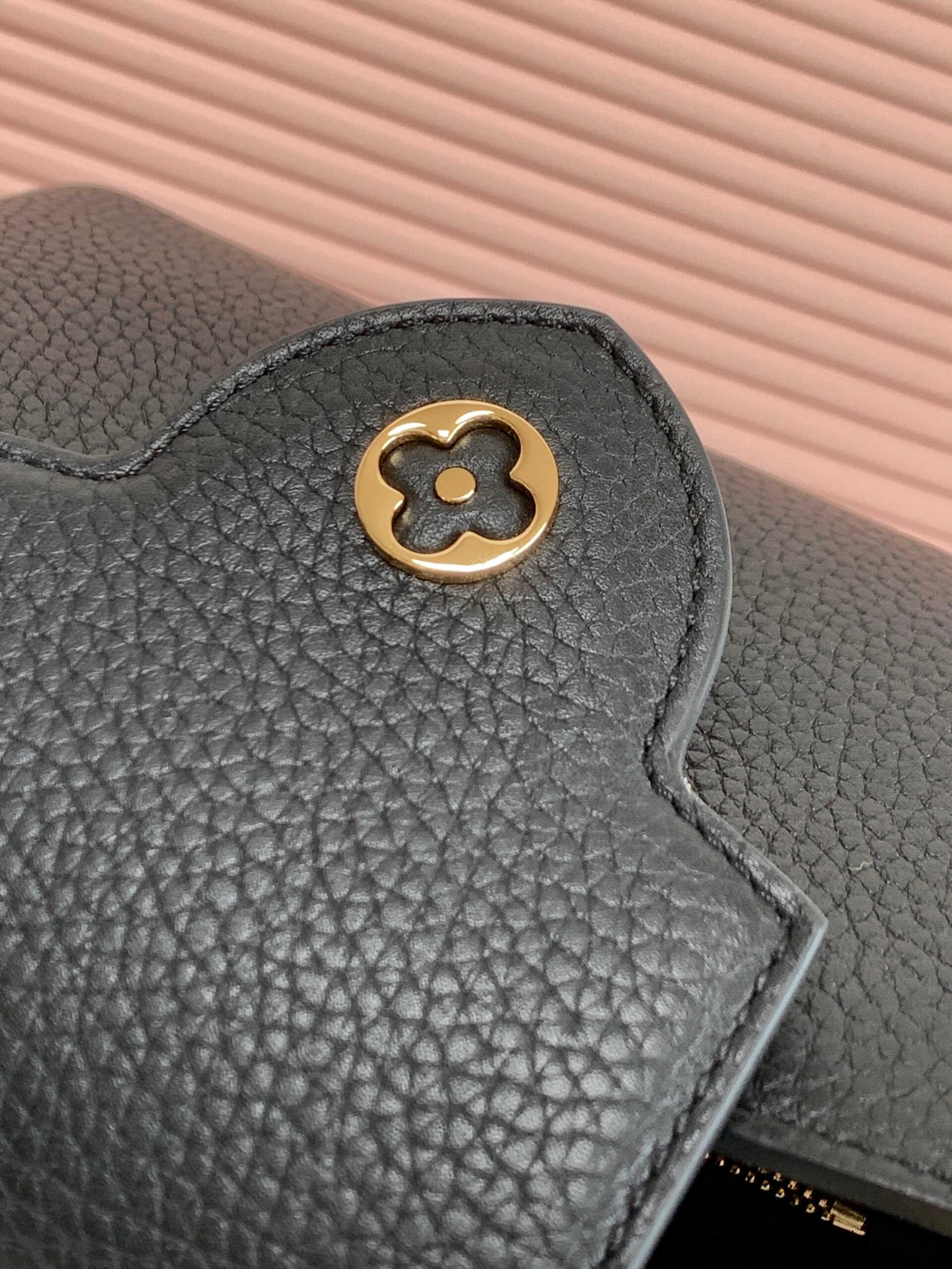 LV原單女士手提包黑色金扣晶鑽Logo精品百搭款｜歐美奢侈品精品推薦