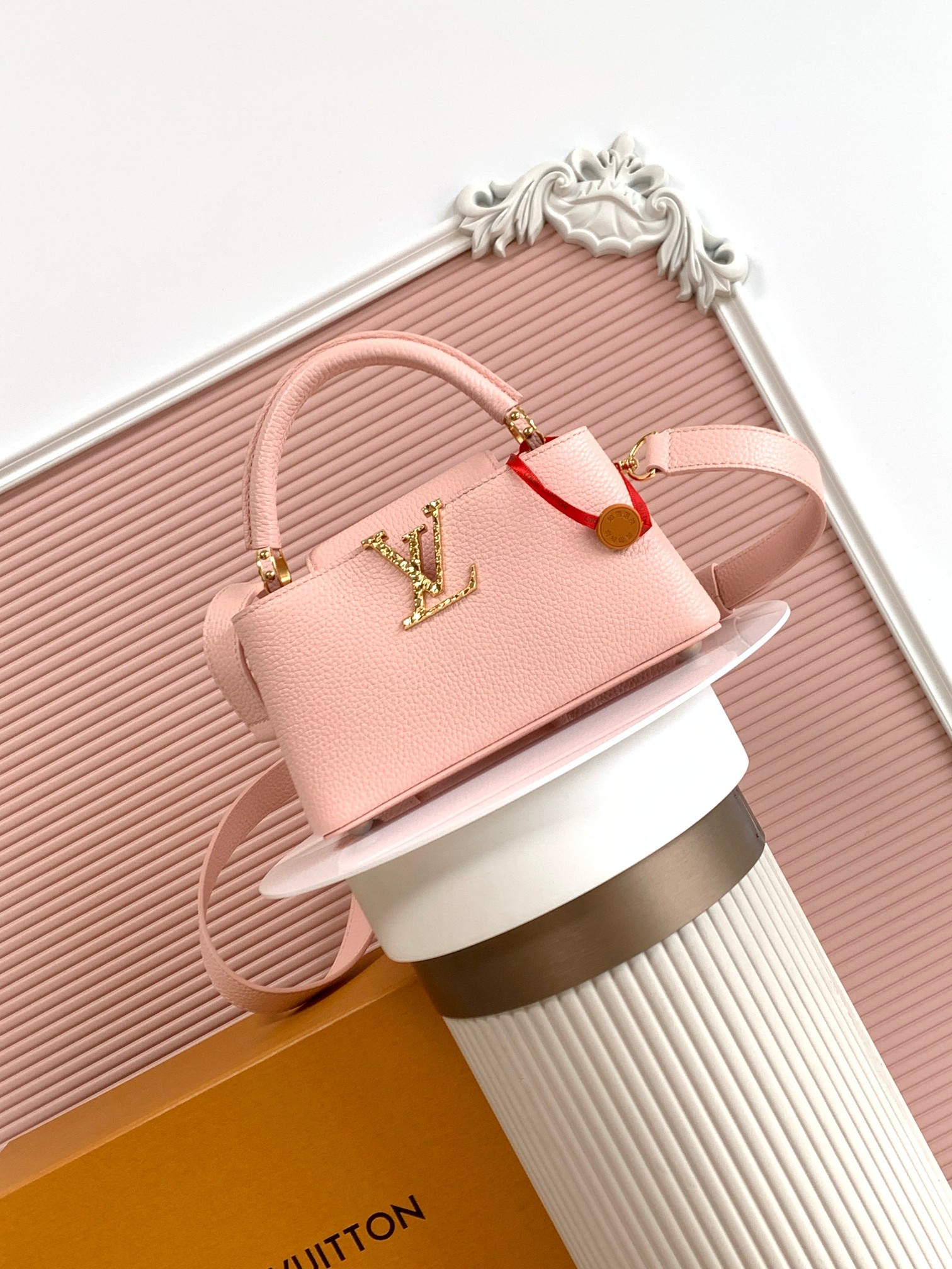 LV A貨女士手提包粉色晶鑽Logo設計輕奢百搭款|超A仿原單精品圖片 6 LV A貨女士手提包粉色晶鑽Logo設計輕奢百搭款|歐美奢侈品精品推薦