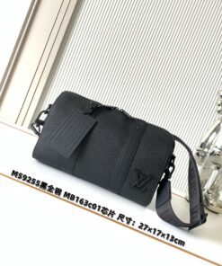 LV原單男士斜背包黑色全鋼設計休閒通勤款