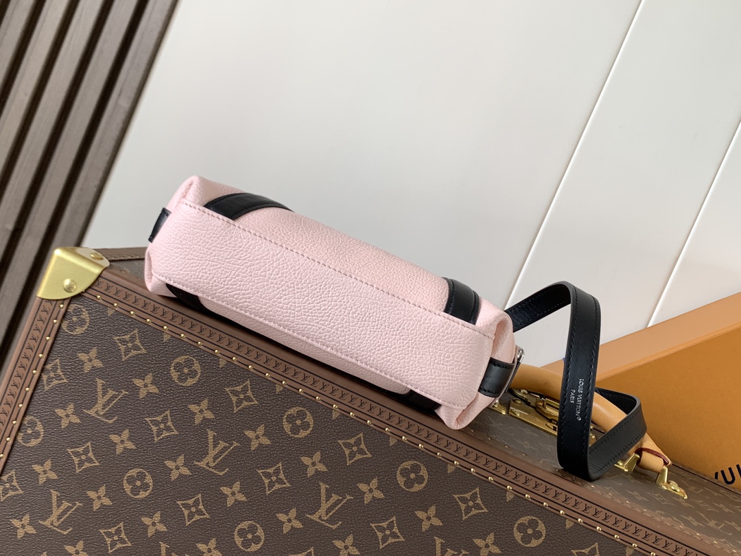 LV 一比一 粉色拼黑波士頓包 時尚小巧 百搭優雅｜歐美奢侈品精品推薦