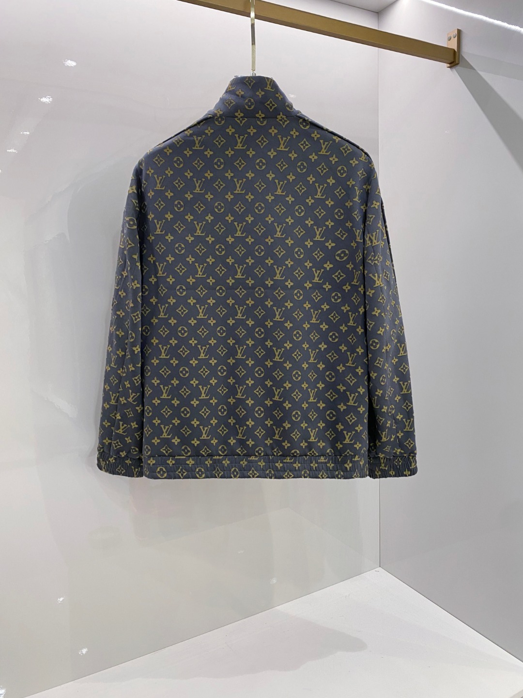 LV高仿男士Monogram印花夾克經典圖案潮流外套｜歐美奢侈品精品推薦