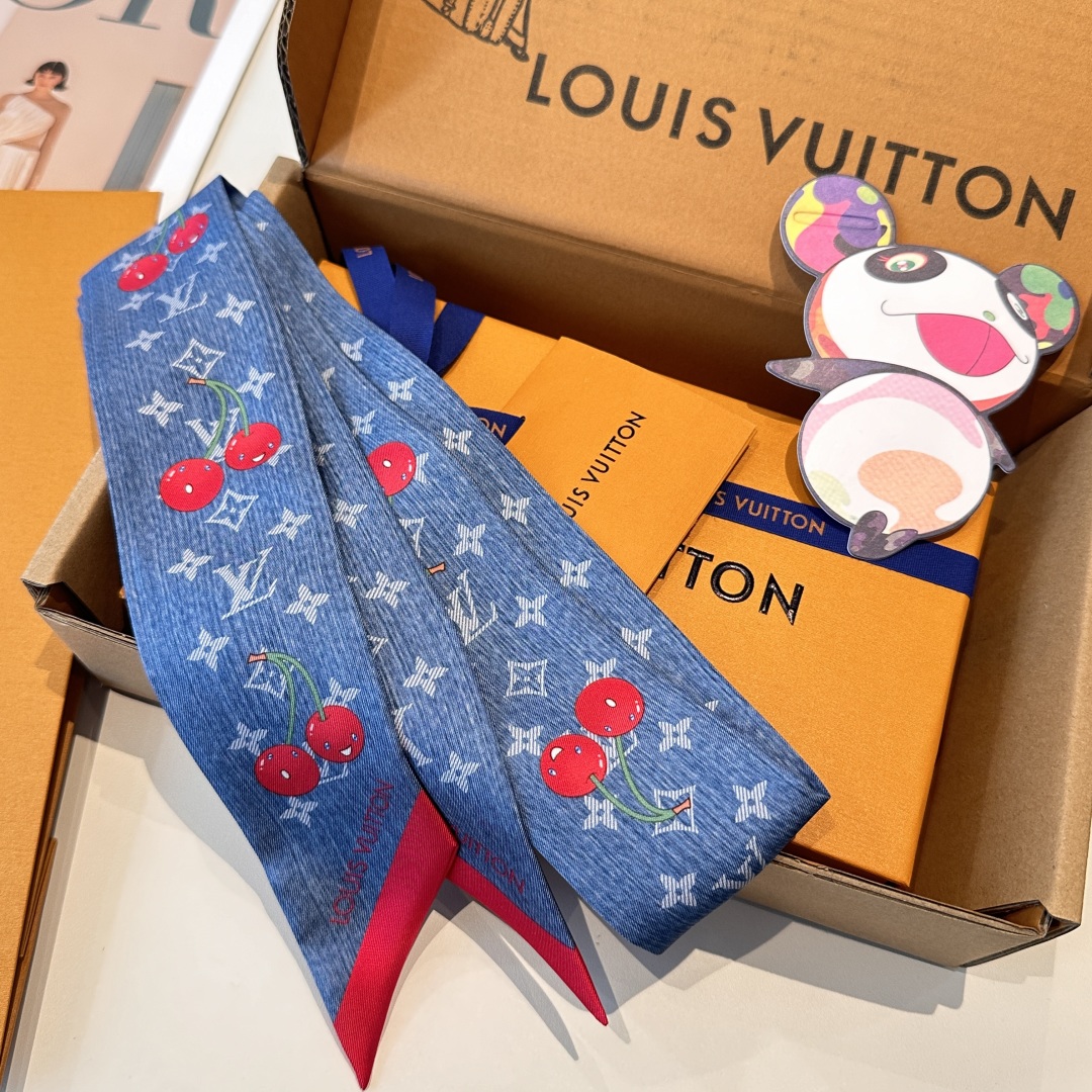 LV 高仿絲巾Twilly櫻桃丹寧印花百搭小方巾｜歐美奢侈品精品推薦