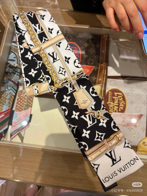 LV 高仿Twilly絲巾黑白鎖鏈吊牌設計款