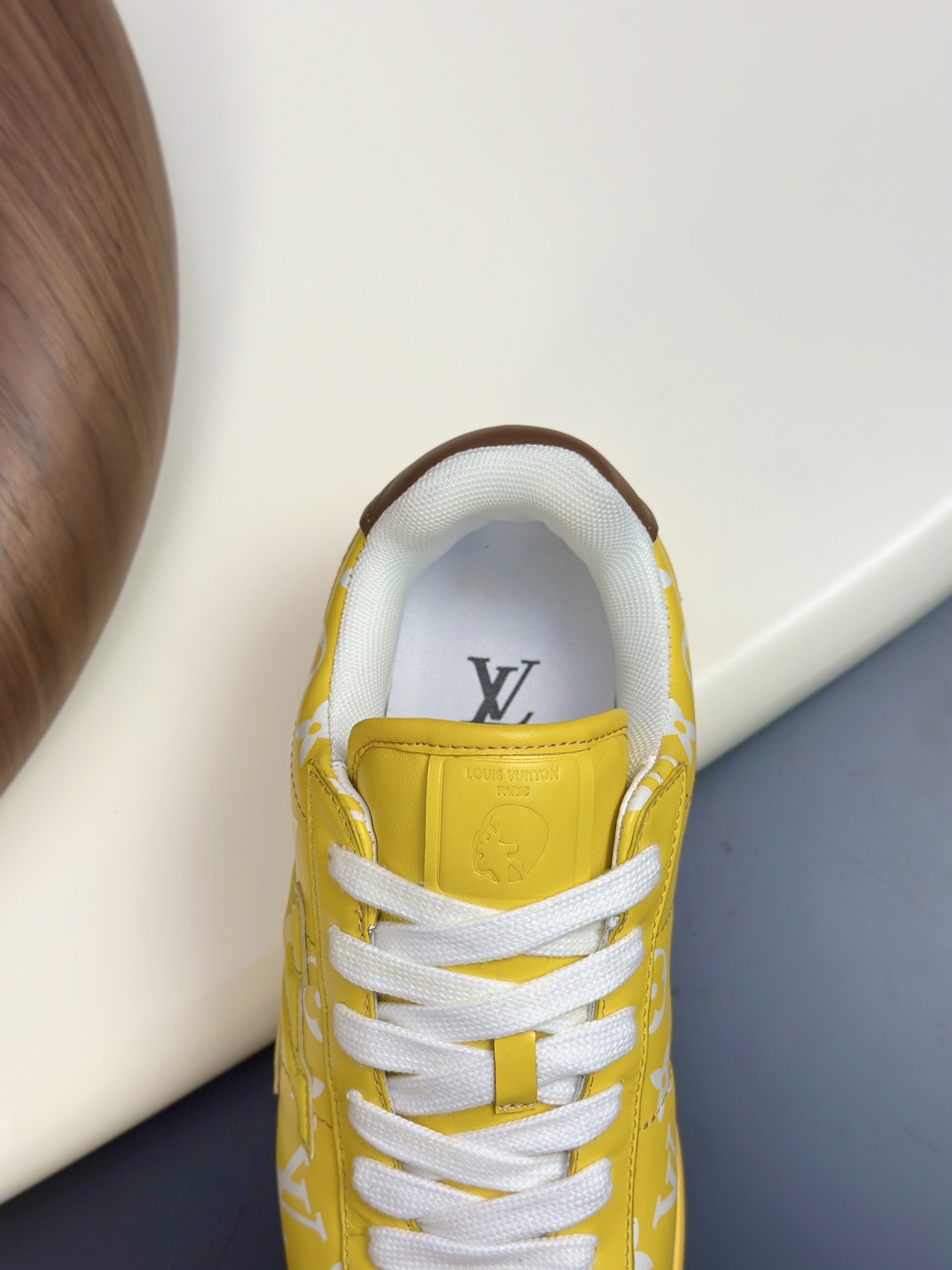 LV原單黃色Monogram男女款球鞋亮眼潮流百搭設計｜歐美奢侈品精品推薦