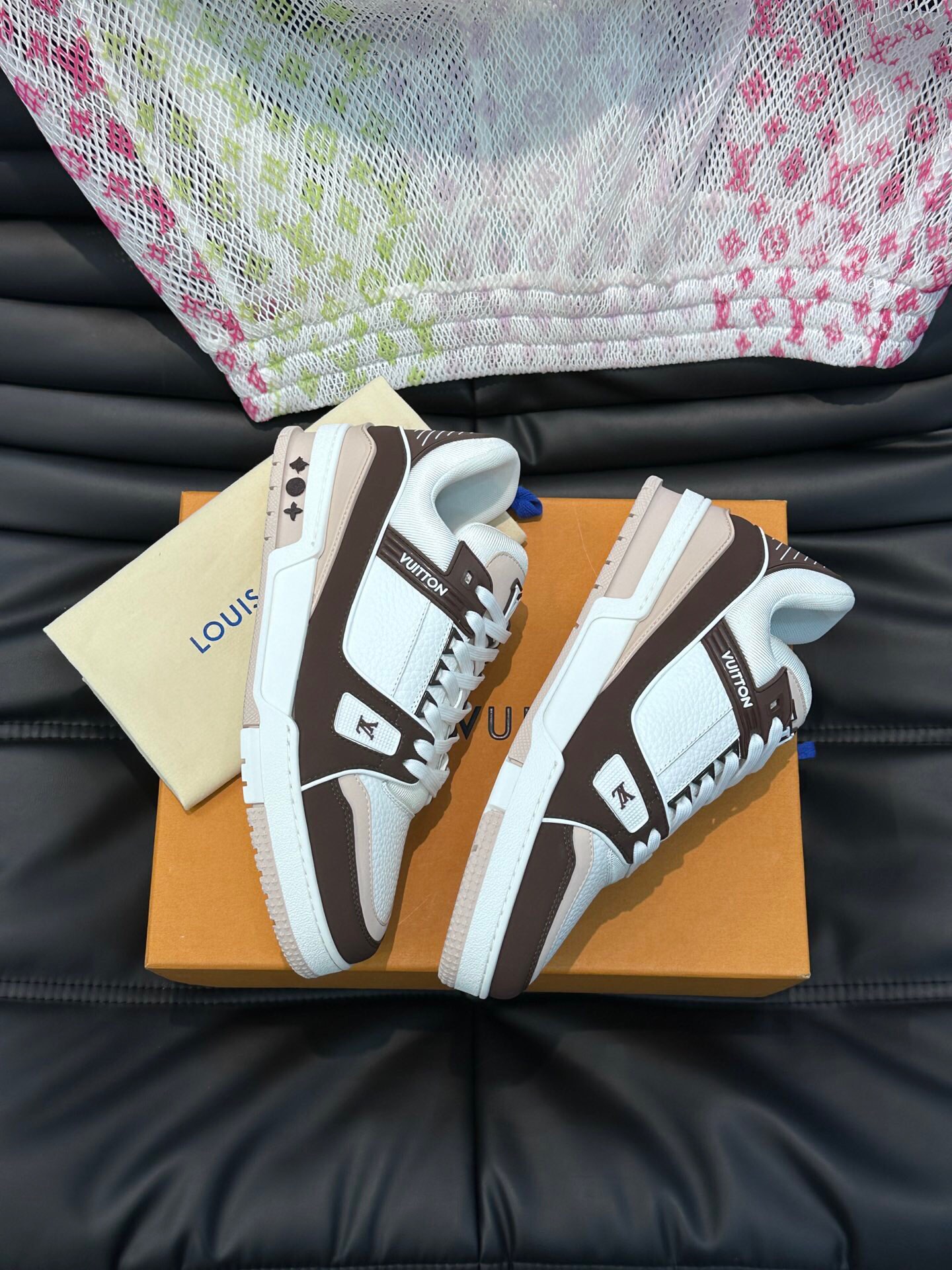 LV一比一白棕配色運動男女款球鞋低調百搭潮流設計｜歐美奢侈品精品推薦