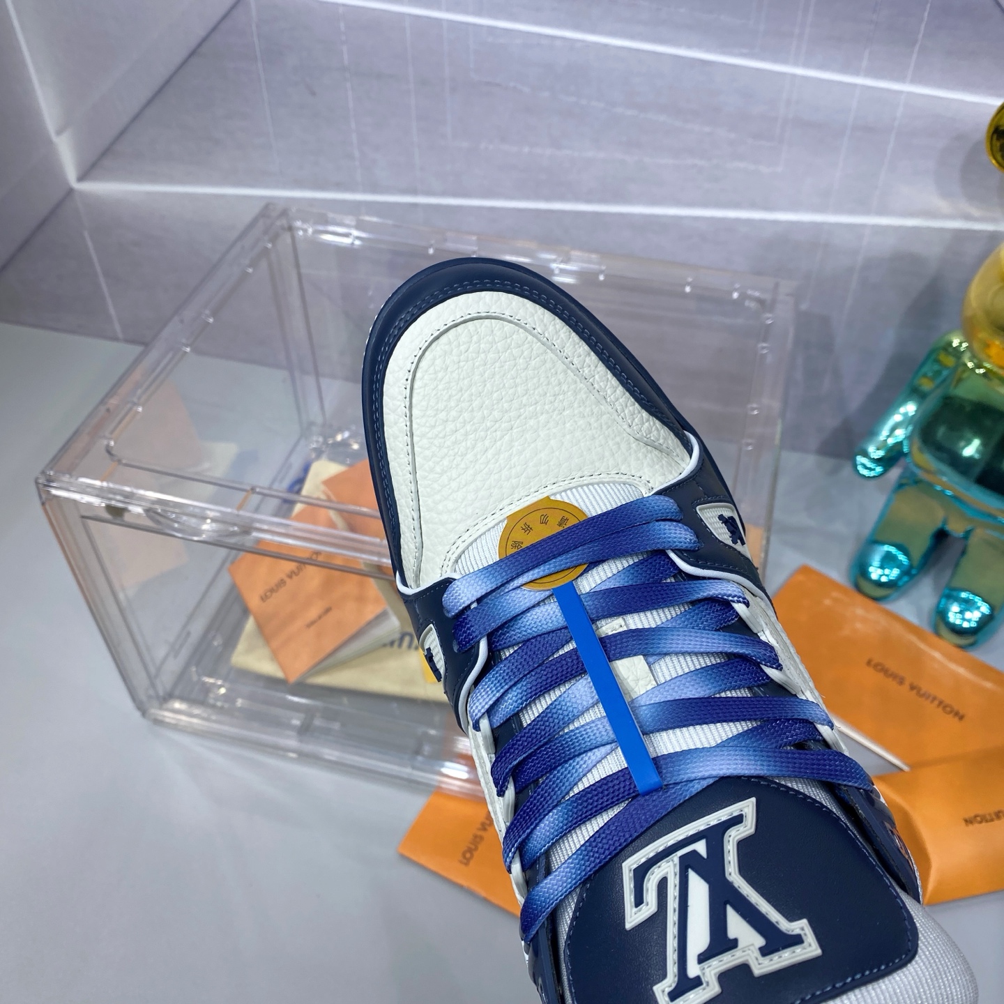 LV一比一男士運動鞋藍白配色潮流球鞋百搭款｜歐美奢侈品精品推薦