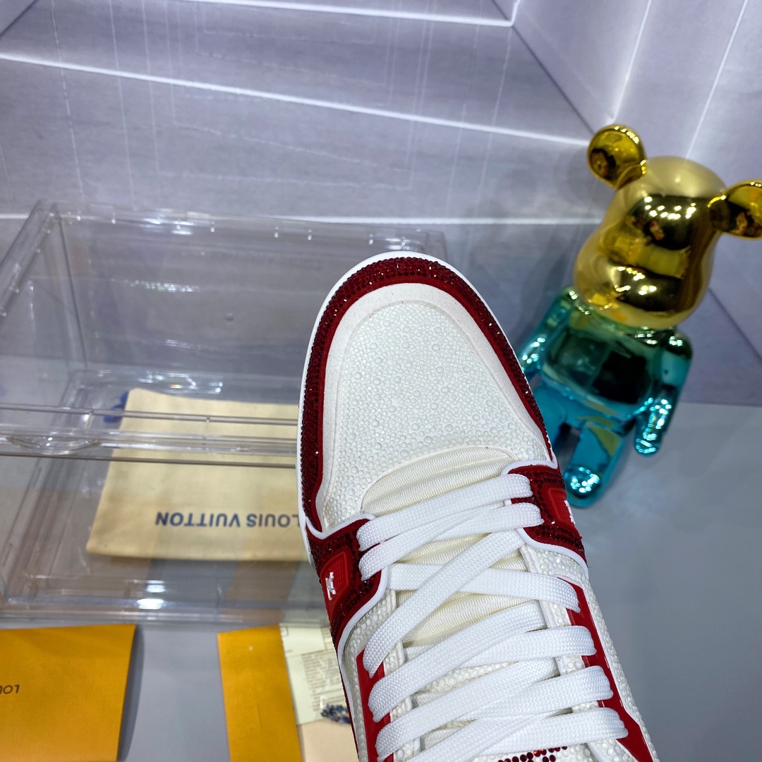 LV 精品仿製 Trainer 紅白運動鞋鑽飾時尚款｜歐美奢侈品精品推薦