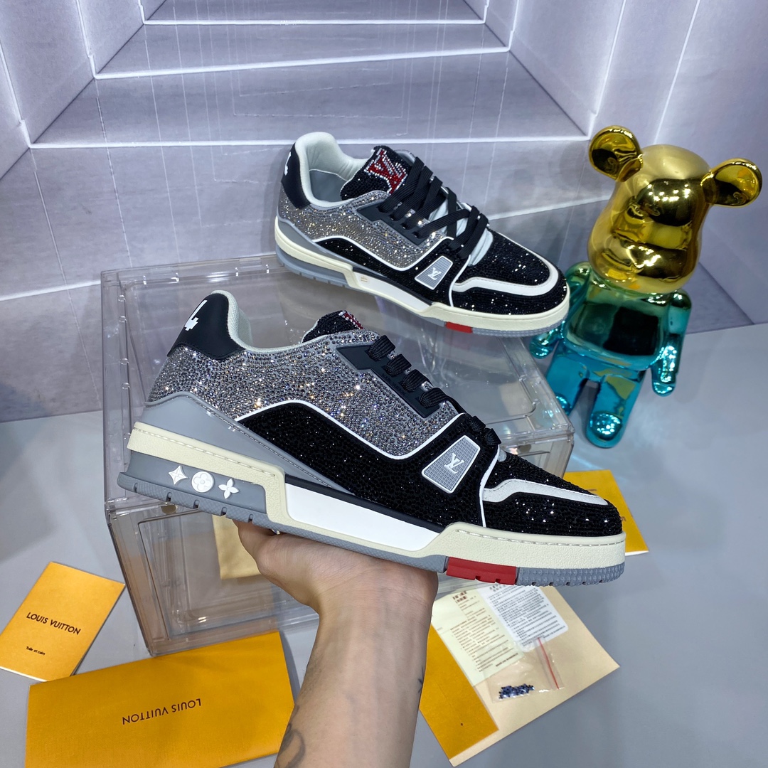 LV 一比一 Trainer 黑鑽運動鞋紅標點綴百搭款｜歐美奢侈品精品推薦