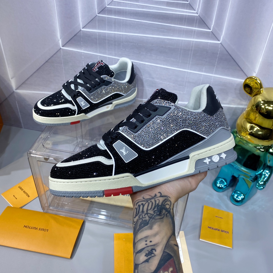 LV 一比一 Trainer 黑鑽運動鞋紅標點綴百搭款｜歐美奢侈品精品推薦