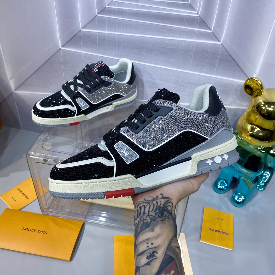 LV 一比一 Trainer 黑鑽運動鞋紅標點綴百搭款｜歐美奢侈品精品推薦