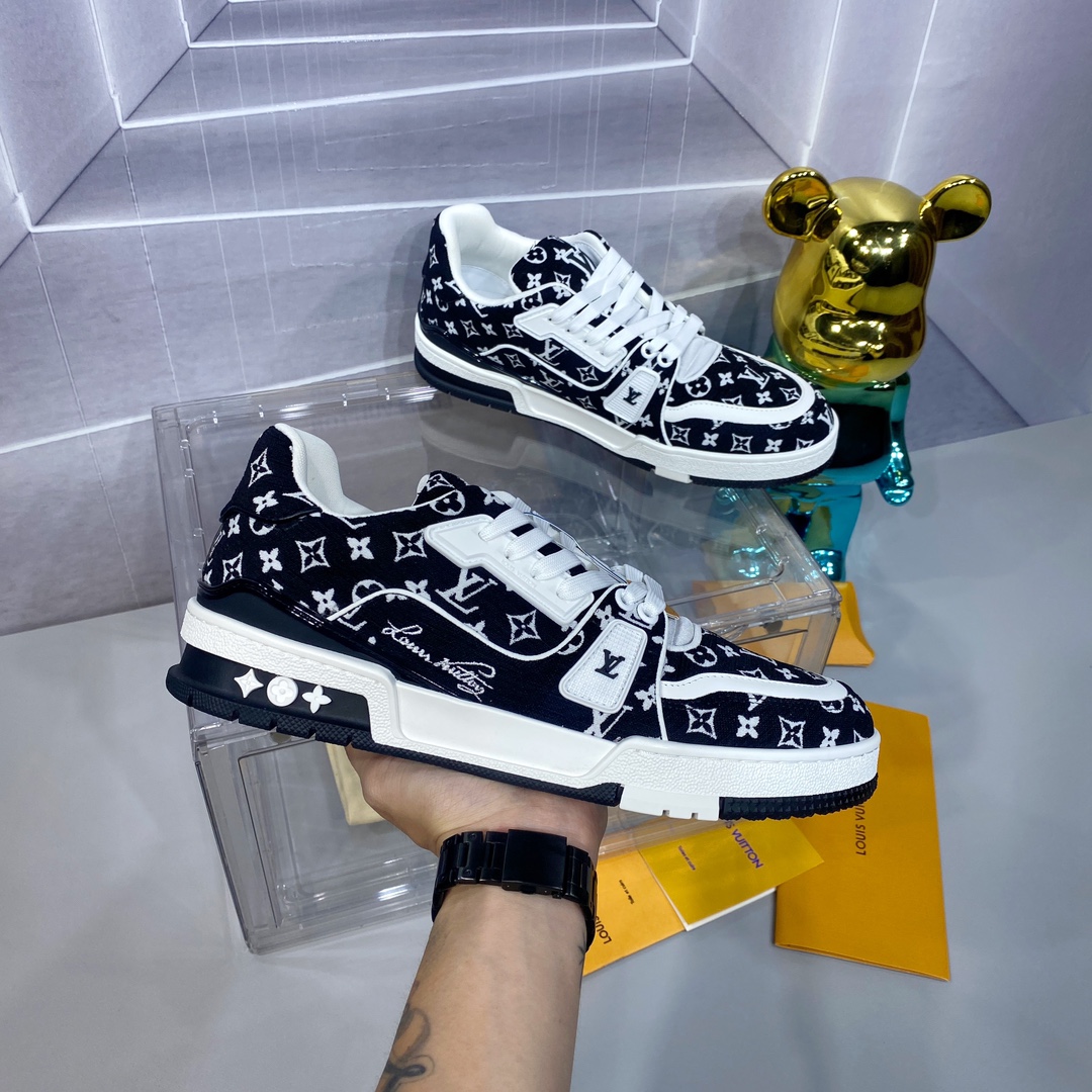LV A貨 Trainer 黑白滿版Monogram運動鞋 潮流街頭款｜歐美奢侈品精品推薦