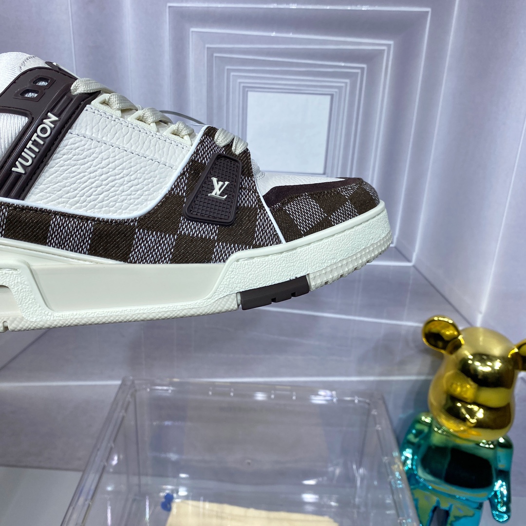LV A貨 Trainer 白棕格紋拼接運動鞋 復古時尚款｜歐美奢侈品精品推薦
