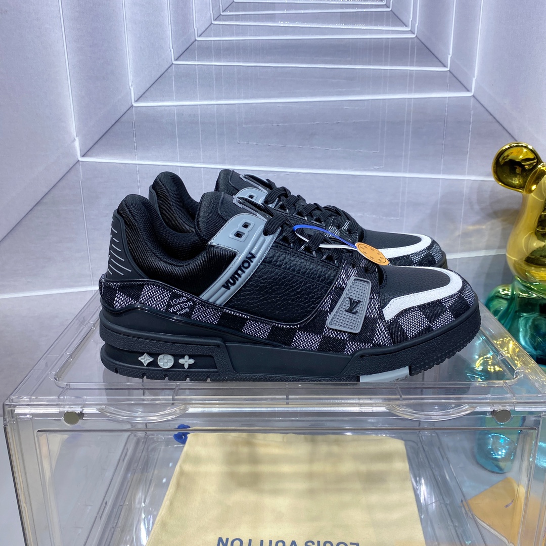 LV 精品仿製 Trainer 黑灰格紋運動鞋 低調時尚款｜歐美奢侈品精品推薦