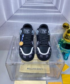 LV 精品仿製 Trainer 黑灰格紋運動鞋 低調時尚款