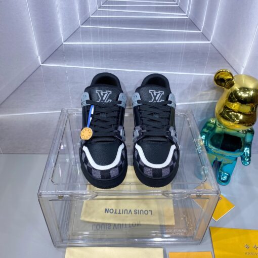 LV 精品仿製 Trainer 黑灰格紋運動鞋 低調時尚款